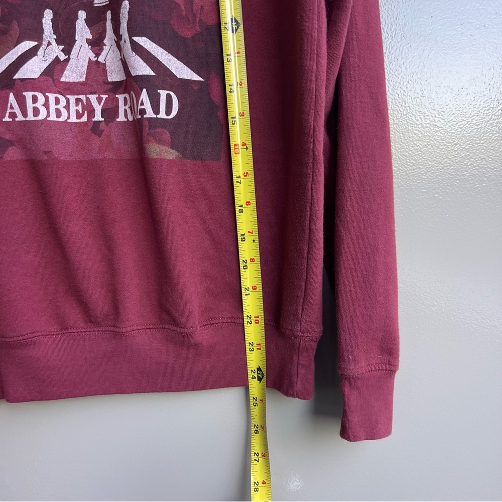 THE BEATLES (2020) Official Apple Women's "Abbey Road" Sweatshirt Pop-art Size S - Picture 7 of 7